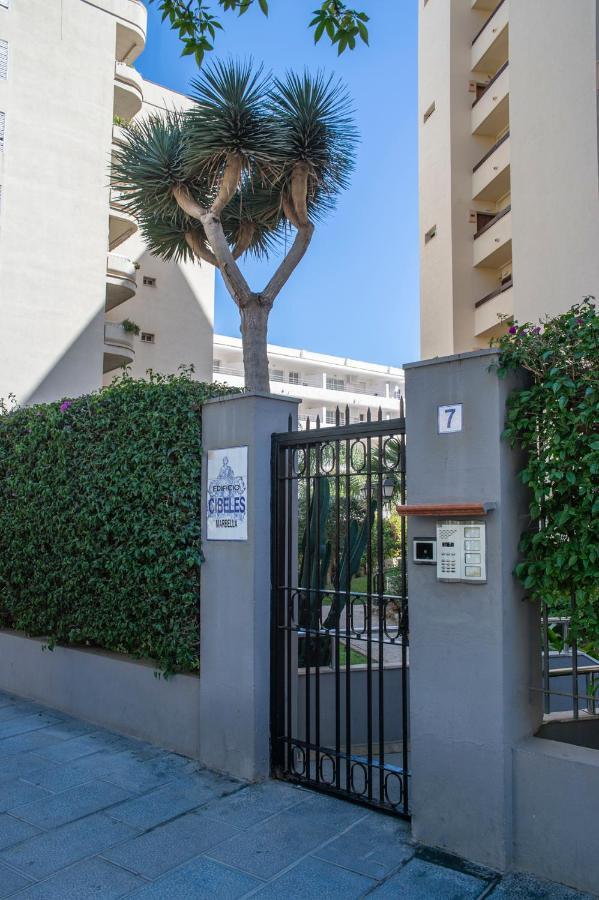 Cibeles...estudio En El Paseo Maritimo....wifi Apartemen Marbella
