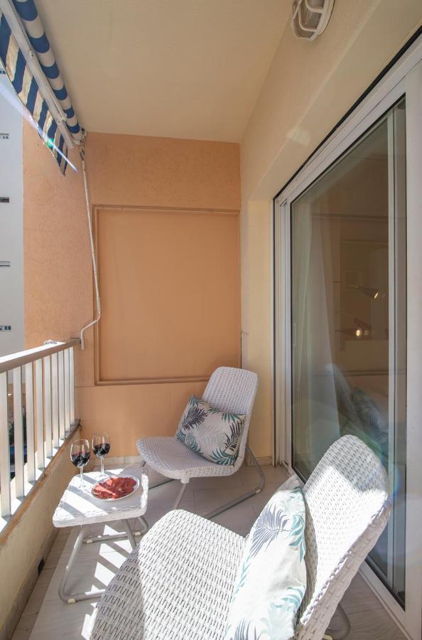 Cibeles...estudio En El Paseo Maritimo....wifi Apartemen Marbella